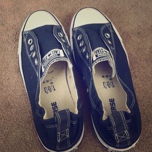 Converse All stars ✨ 9.5 elastic heel shoes